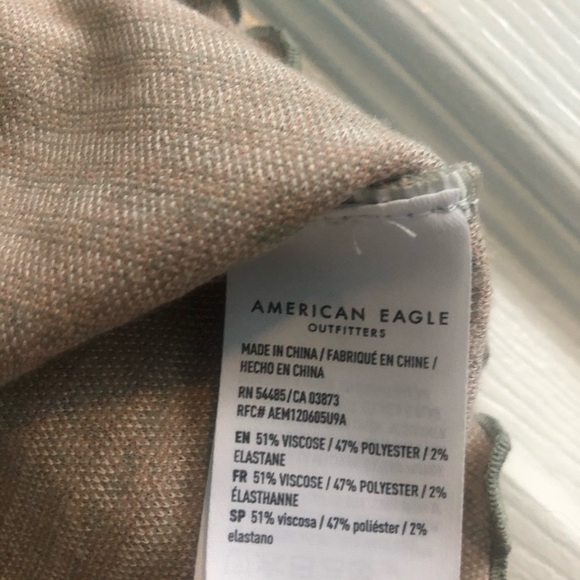 American Eagle Short Sleeve Crop Top - Picture 4 of 4